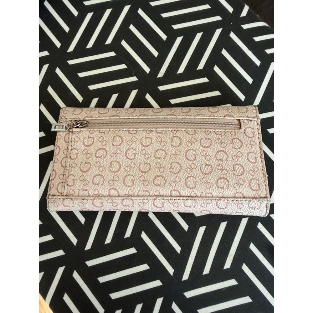 Guess One Size Pink Logo Wallet - Picture 2 of 6